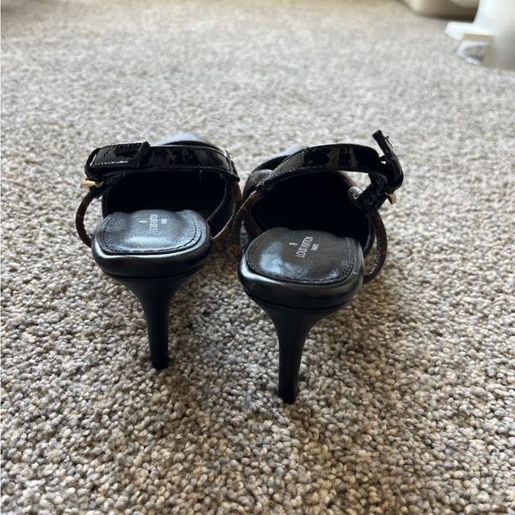 Heels - Picture 5 of 5